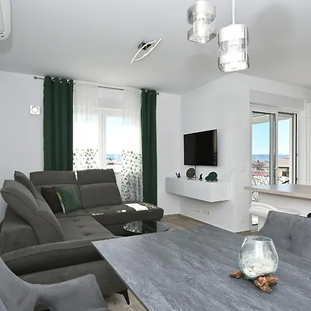 דירה Two Bedroom Kaštela