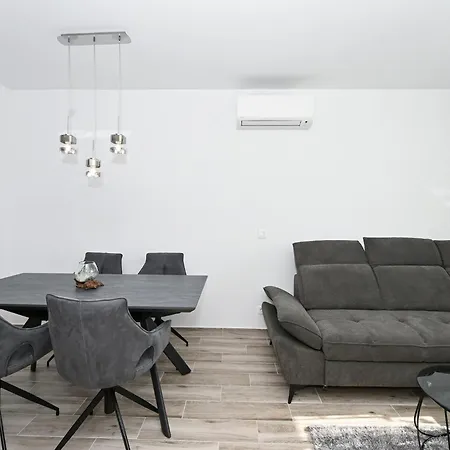 Apartment Two Bedroom Kastela